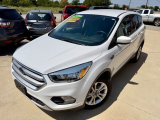 Image for 2017 Ford Escape SE ID: 7534397