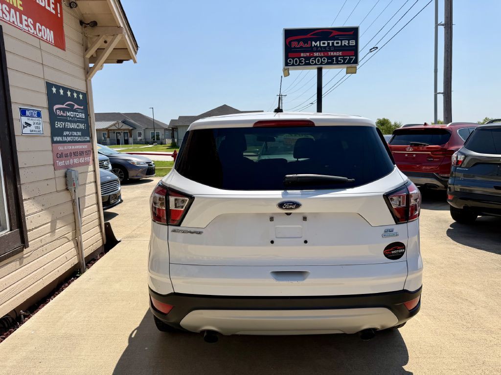 2017 Ford Escape Image 12