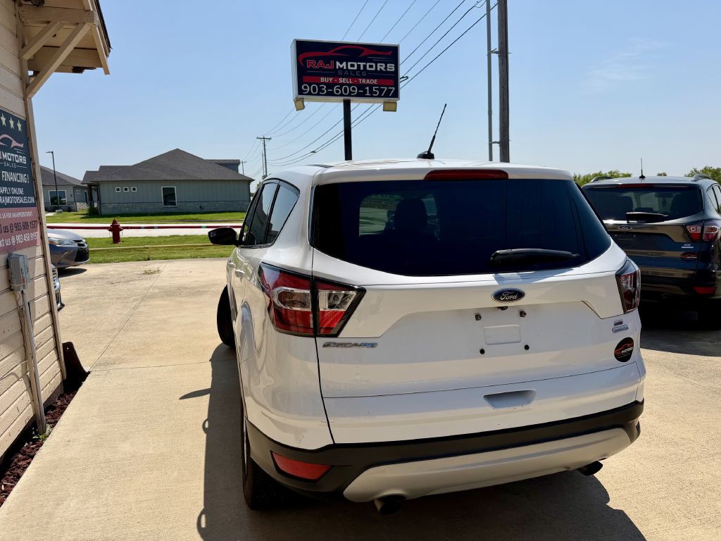 2017 Ford Escape Image 13