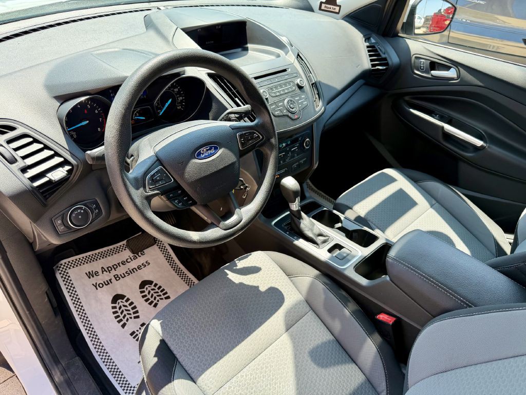 2017 Ford Escape Image 18