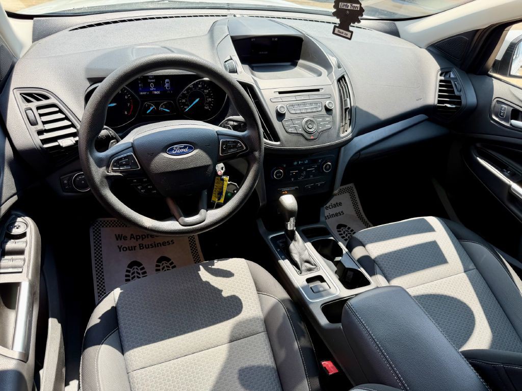 2017 Ford Escape Image 24