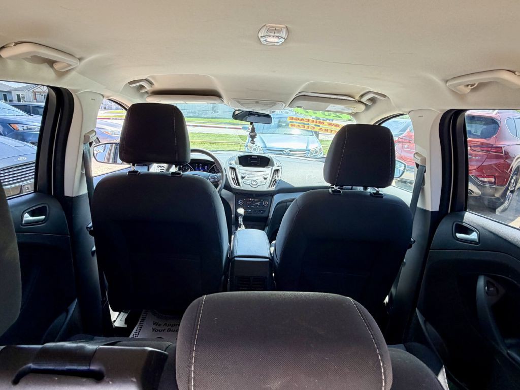 2017 Ford Escape Image 30