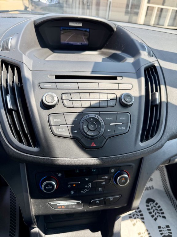 2017 Ford Escape Image 32