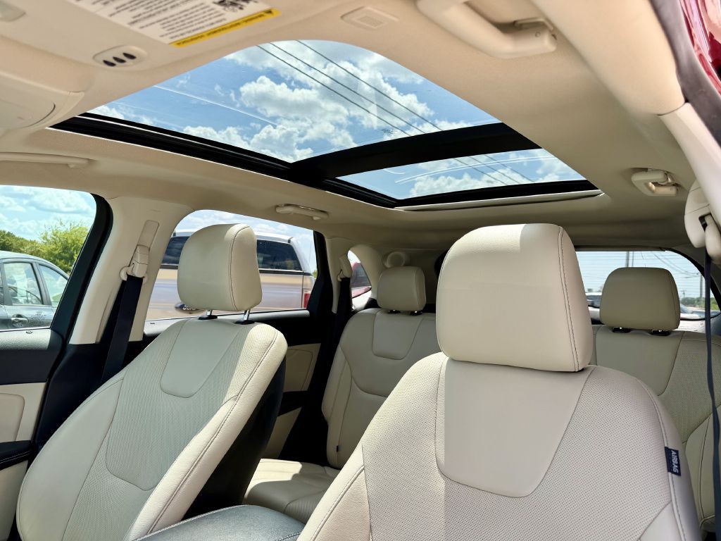 2020 Ford Edge Image 23