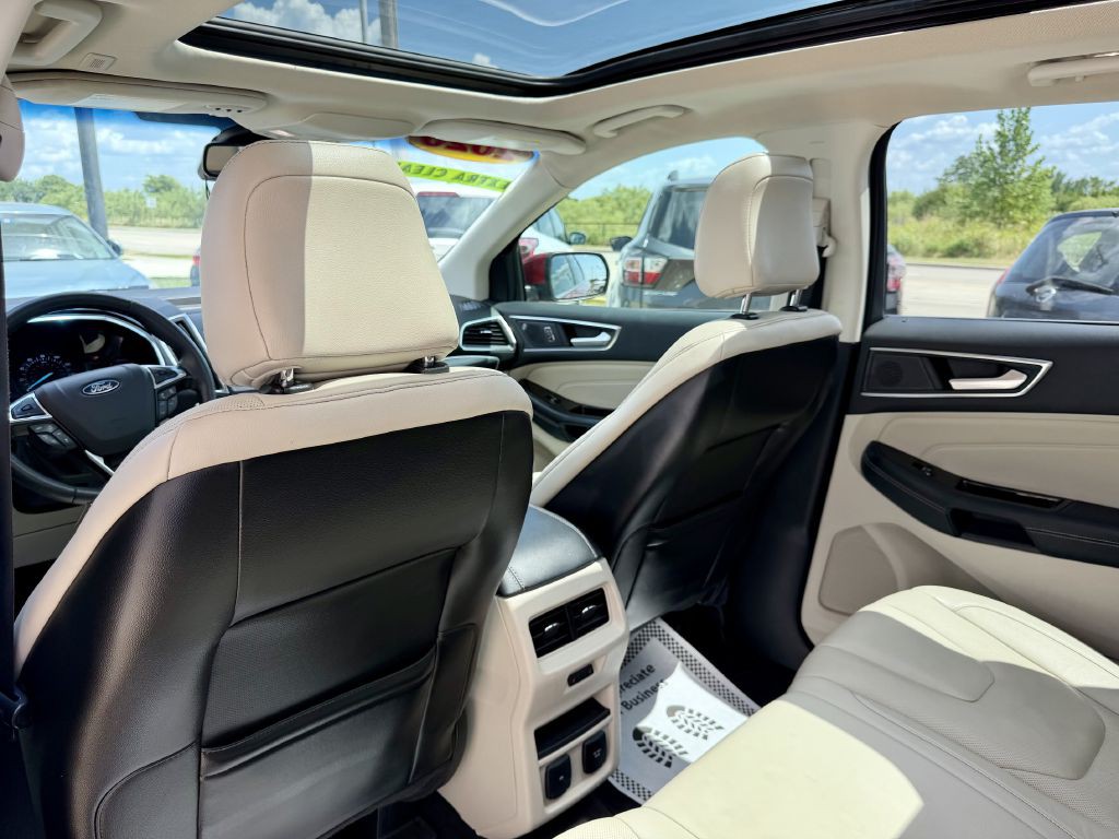 2020 Ford Edge Image 24