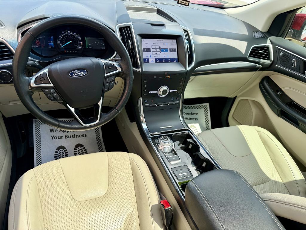 2020 Ford Edge Image 26