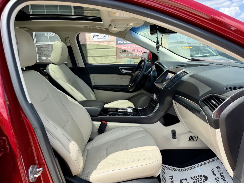 2020 Ford Edge Image 27