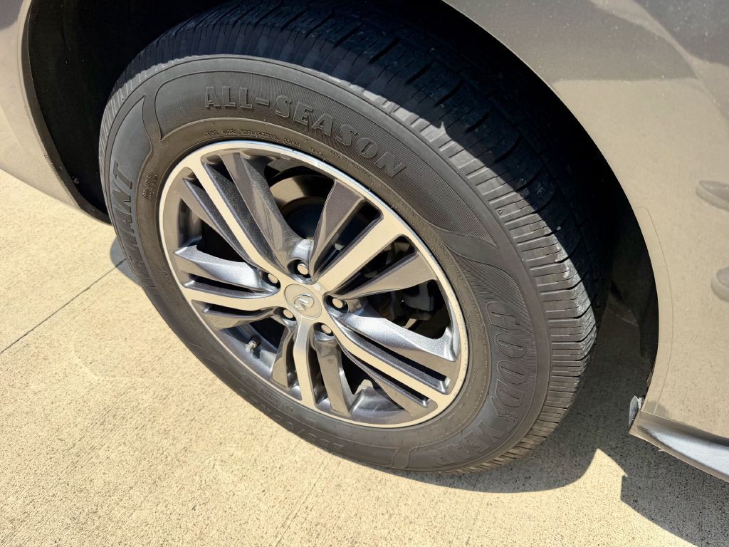 2018 INFINITI QX60 Image 39