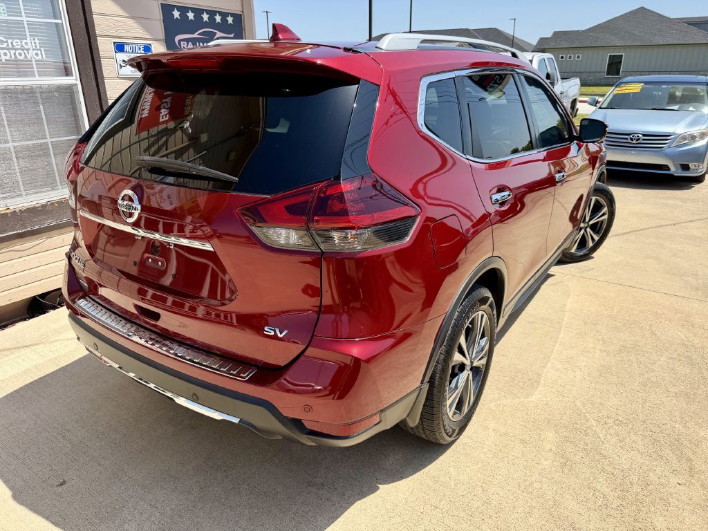 2019 Nissan Rogue Image 11