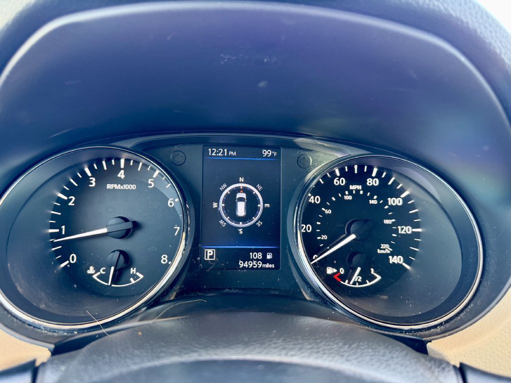 2019 Nissan Rogue Image 21