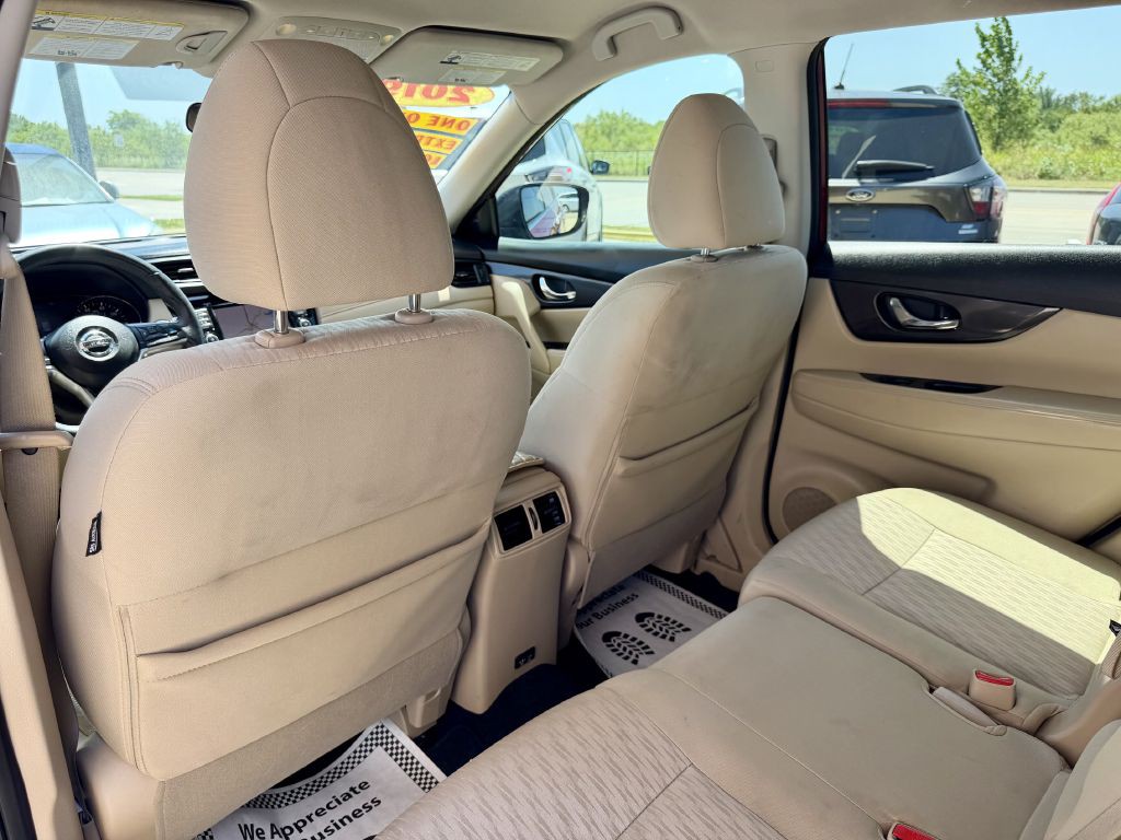 2019 Nissan Rogue Image 28