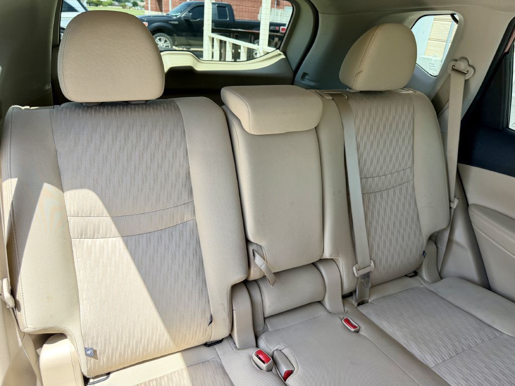 2019 Nissan Rogue Image 33