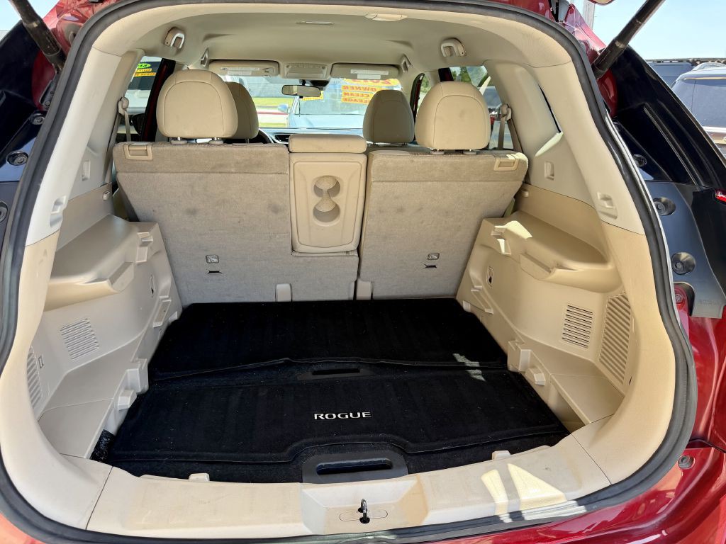 2019 Nissan Rogue Image 36