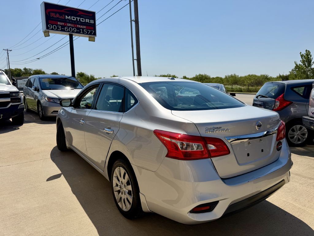 2017 Nissan Sentra Image 16