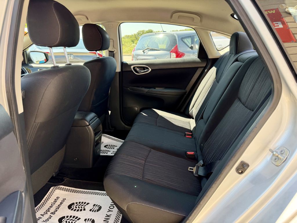 2017 Nissan Sentra Image 23