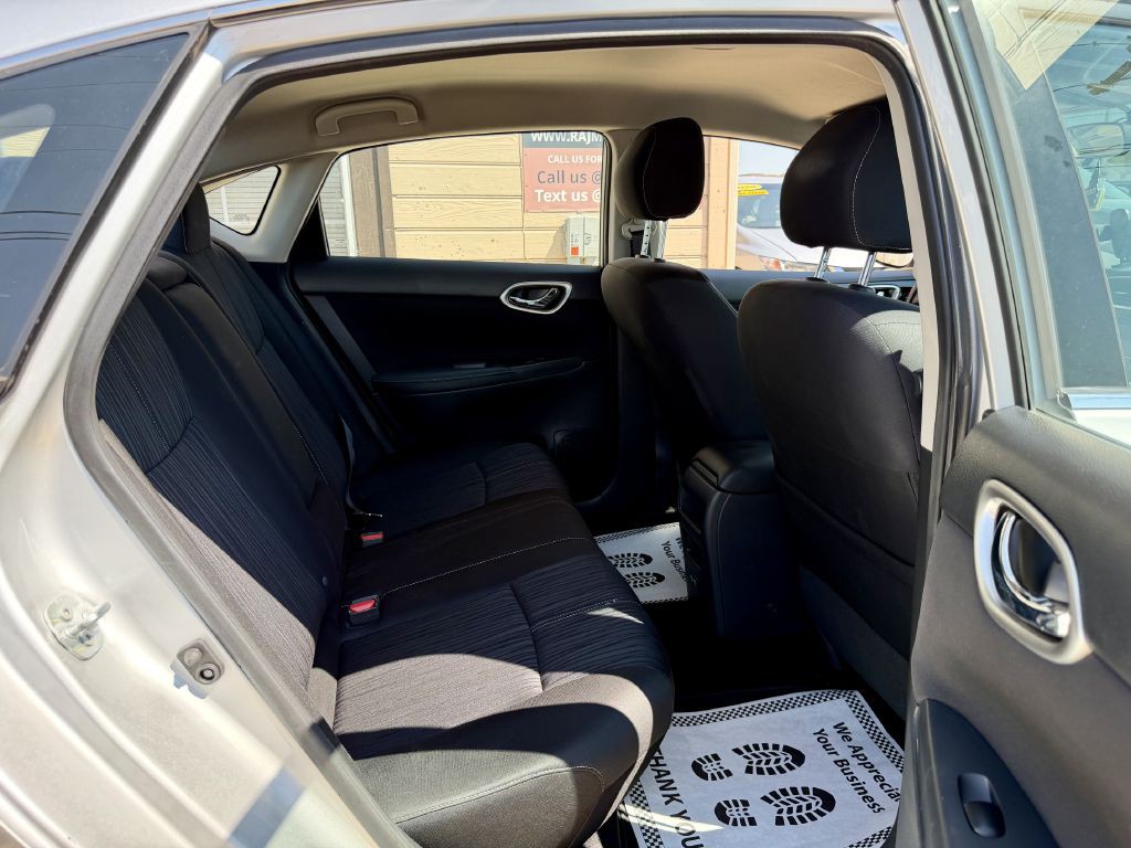 2017 Nissan Sentra Image 27