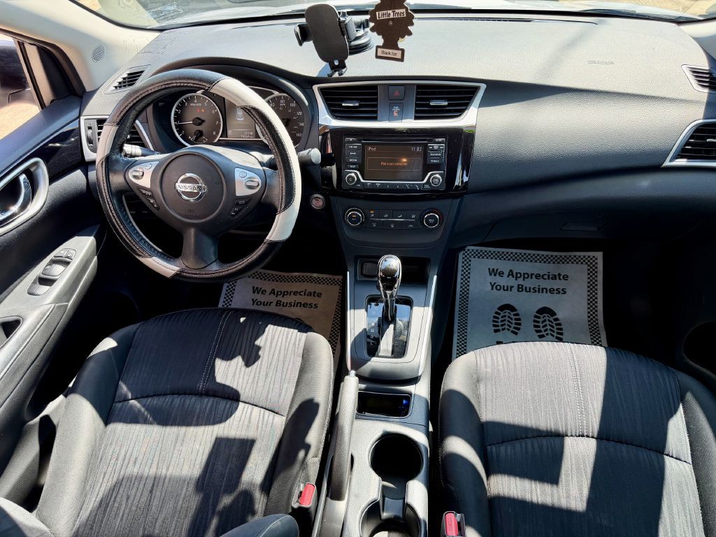 2017 Nissan Sentra Image 29