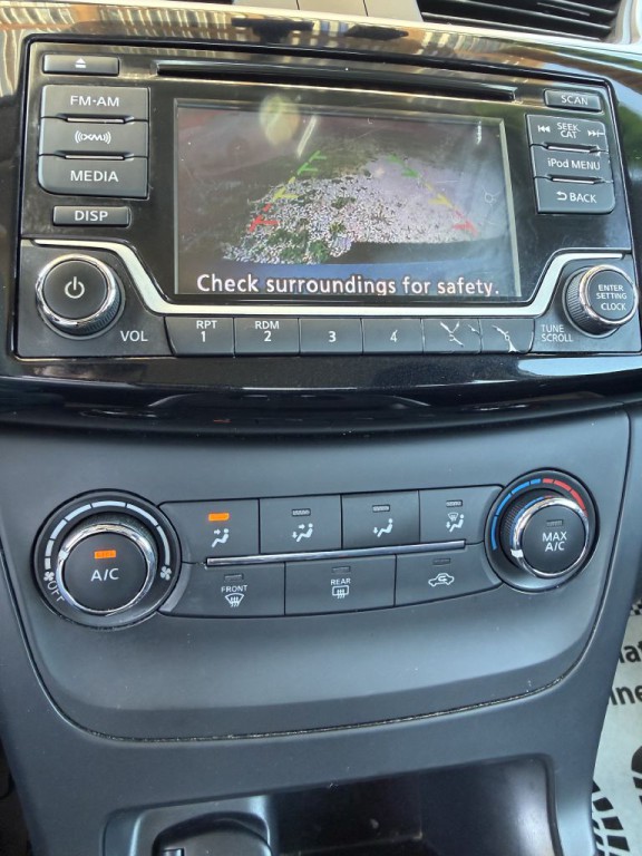 2017 Nissan Sentra Image 31