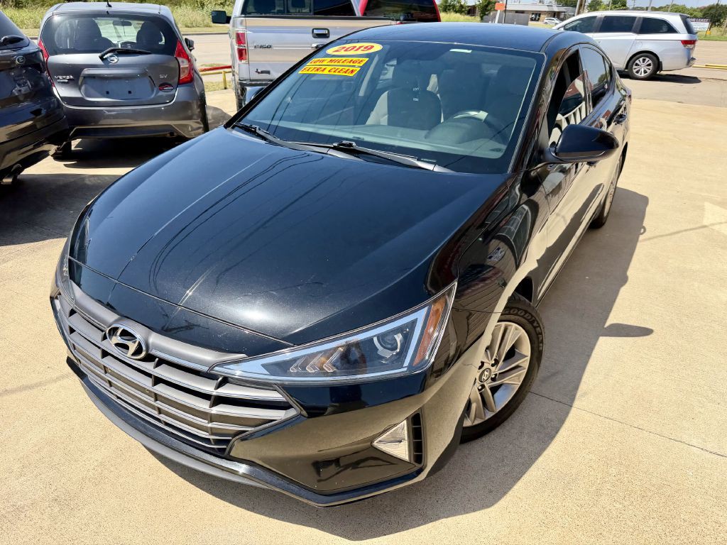 2019 Hyundai Elantra Image 4