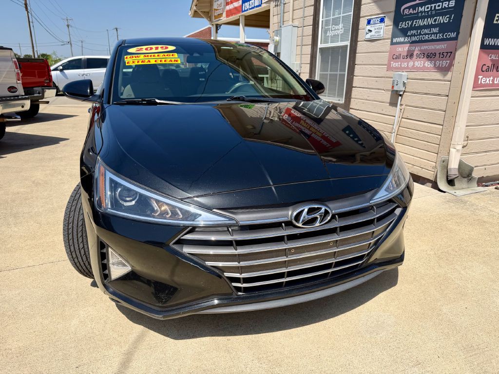 2019 Hyundai Elantra Image 7