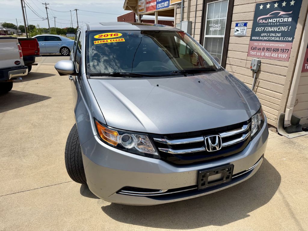 2016 Honda Odyssey Image 8