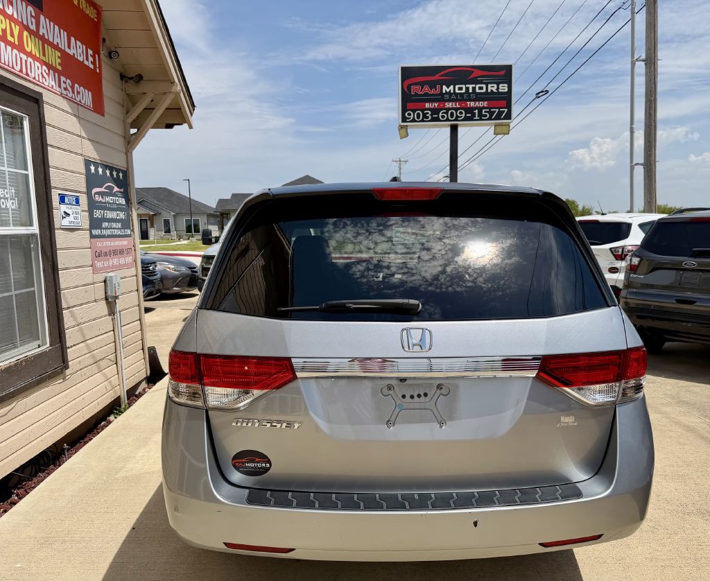 2016 Honda Odyssey Image 14