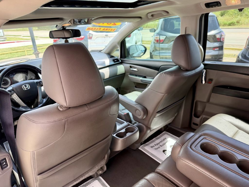 2016 Honda Odyssey Image 25