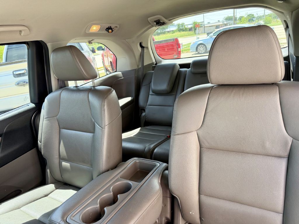 2016 Honda Odyssey Image 26