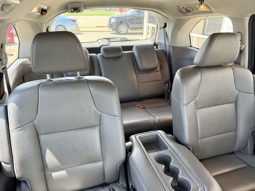 2016 Honda Odyssey Image 30