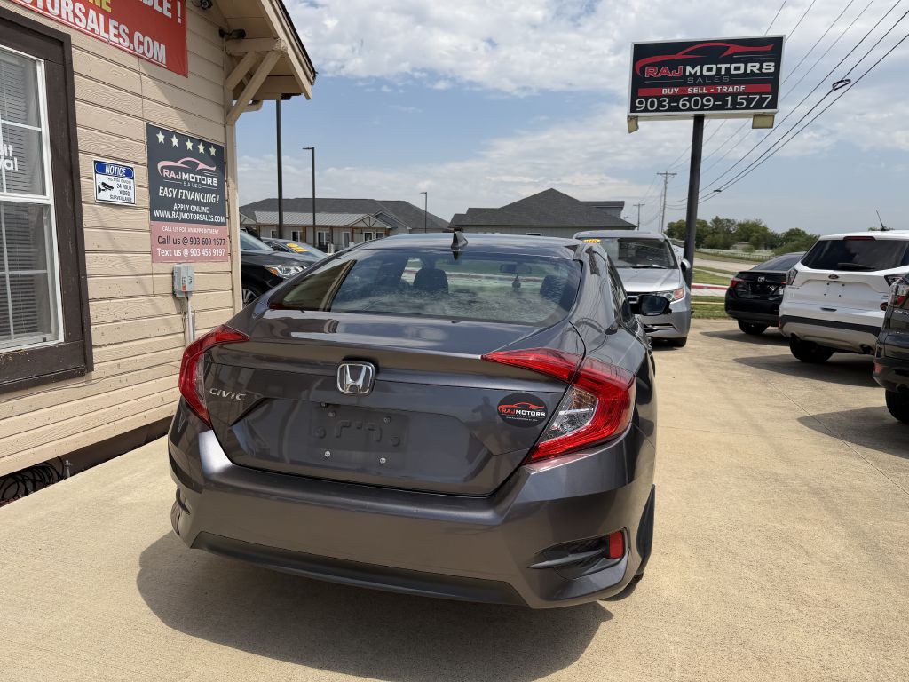 2017 Honda Civic Image 13