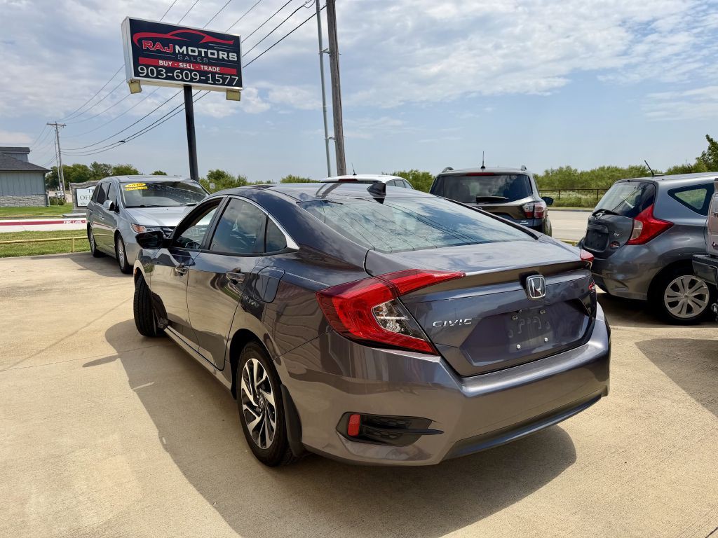 2017 Honda Civic Image 16