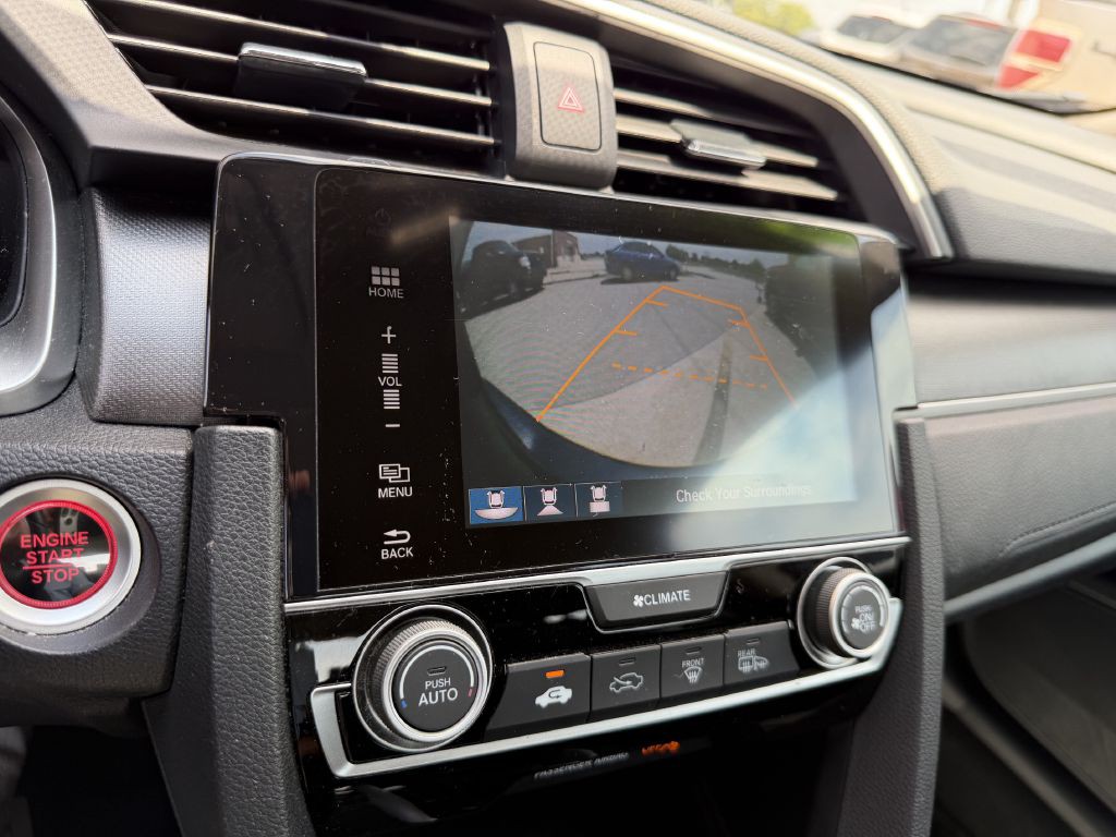 2017 Honda Civic Image 34