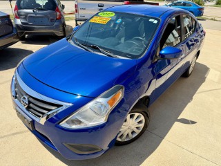 Image for 2017 Nissan Versa SV ID: 7628704