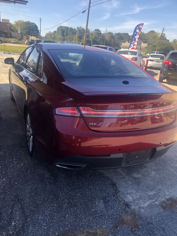 2013 Lincoln MKZ Image 3