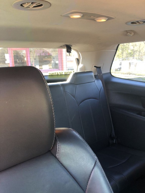 2017 GMC Acadia Image 4