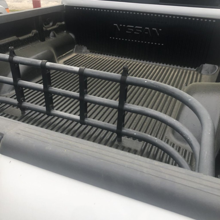 2006 Nissan Frontier Image 2