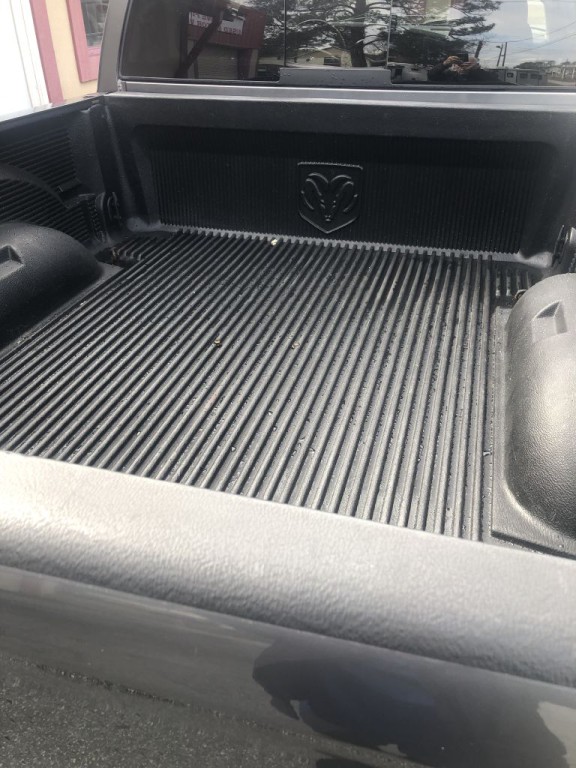 2004 Dodge Ram 1500 Image 3