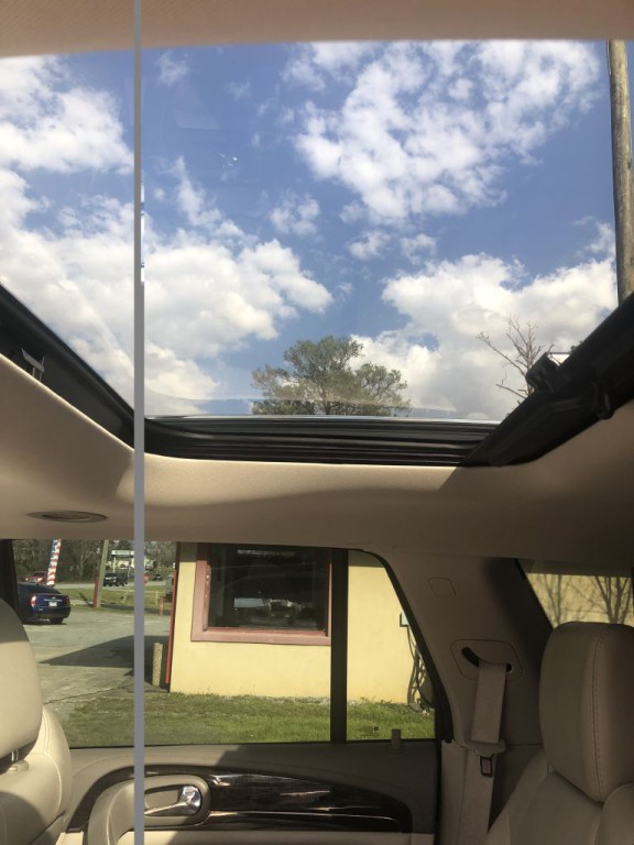 2017 Buick Enclave Image 5