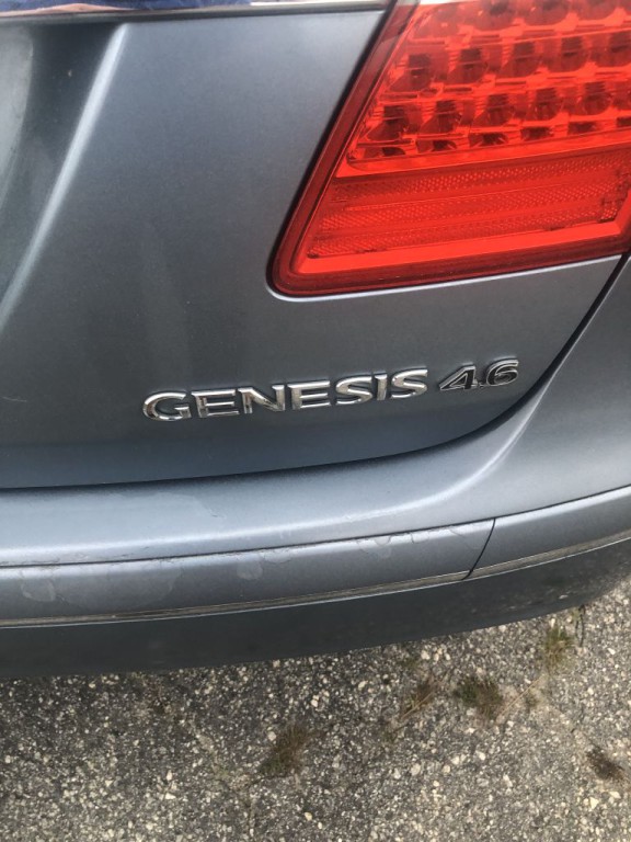 2010 Hyundai Genesis Image 5