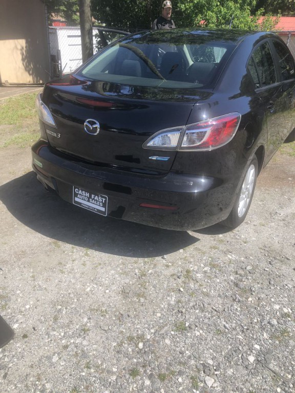 2013 Mazda Mazda3 Image 1