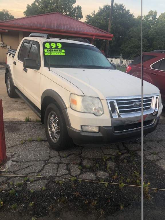 2008 Ford Explorer Image 2