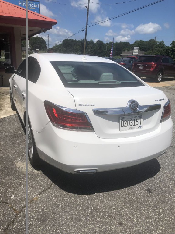 2012 Buick Lacrosse Image 2