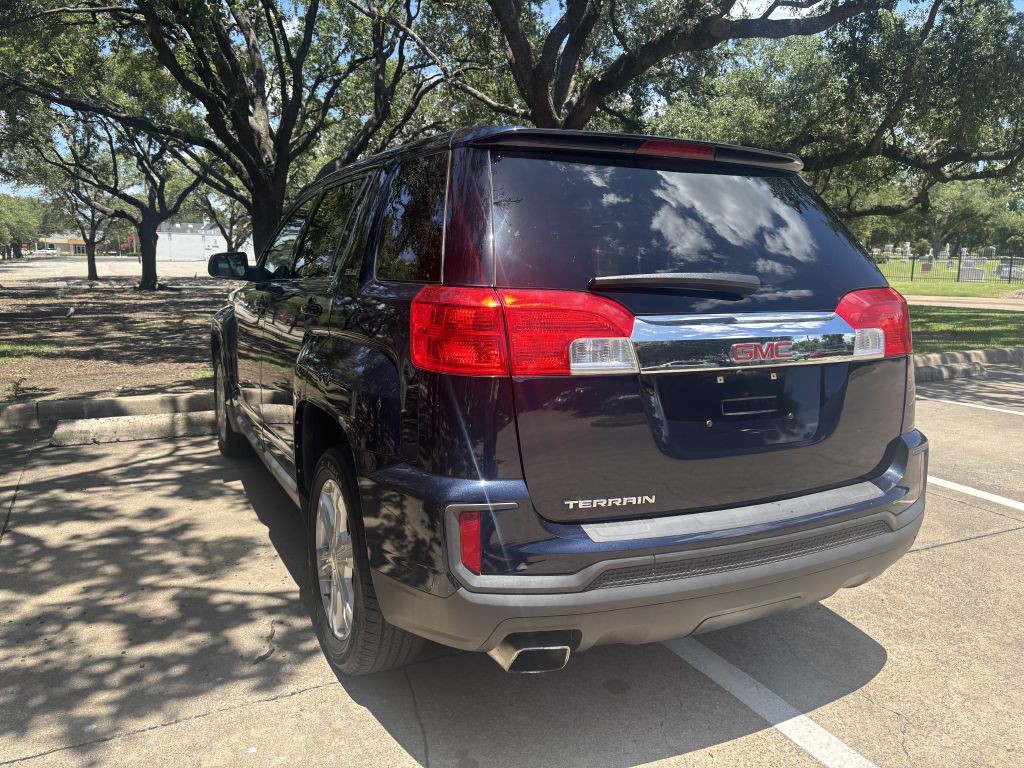 2017 GMC Terrain Image 4