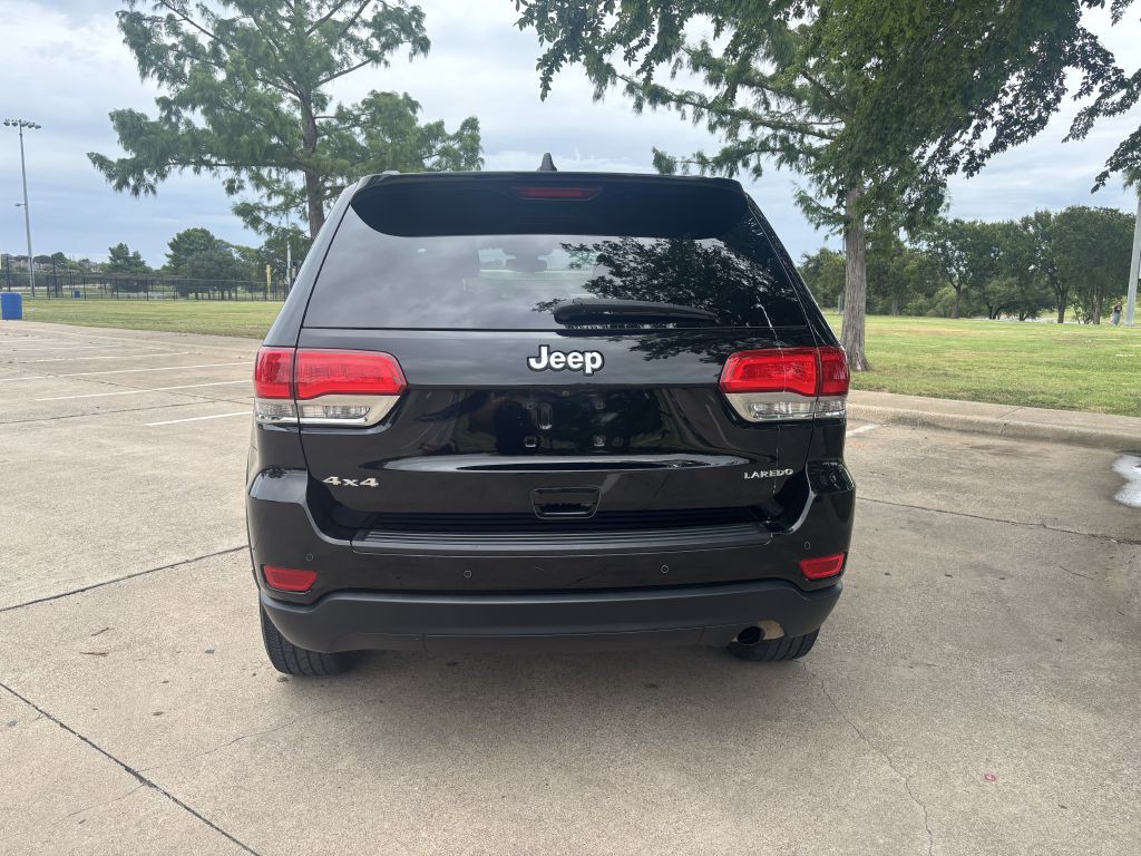 2018 Jeep Grand Cherokee Image 2