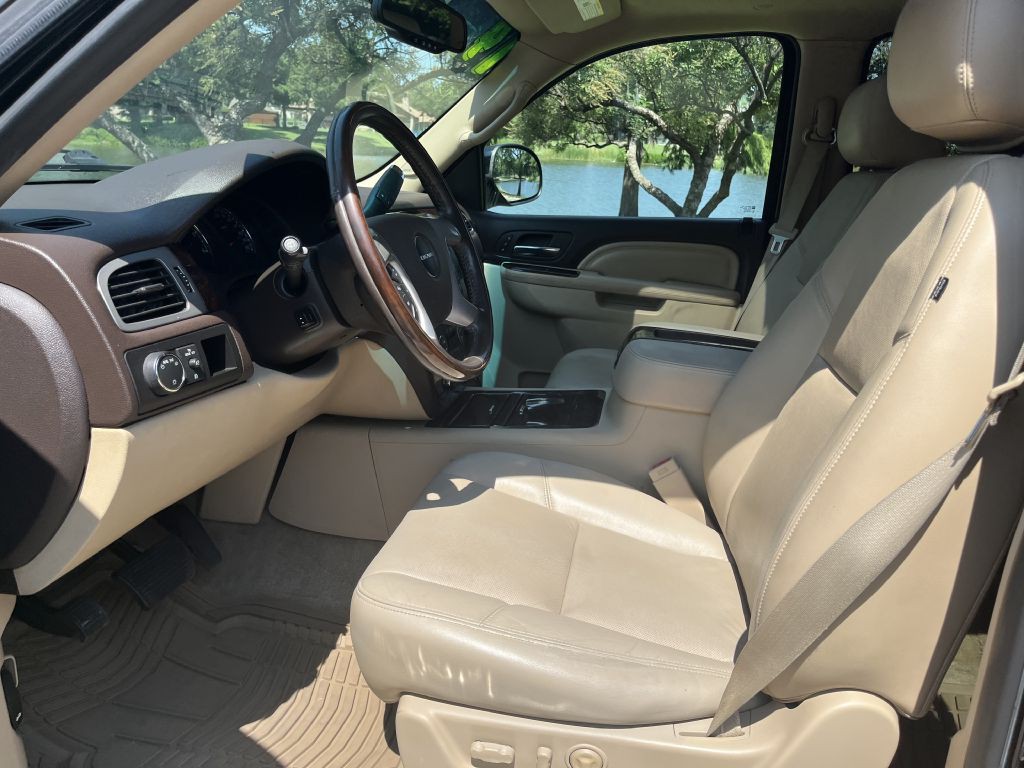 2014 GMC Yukon Image 10