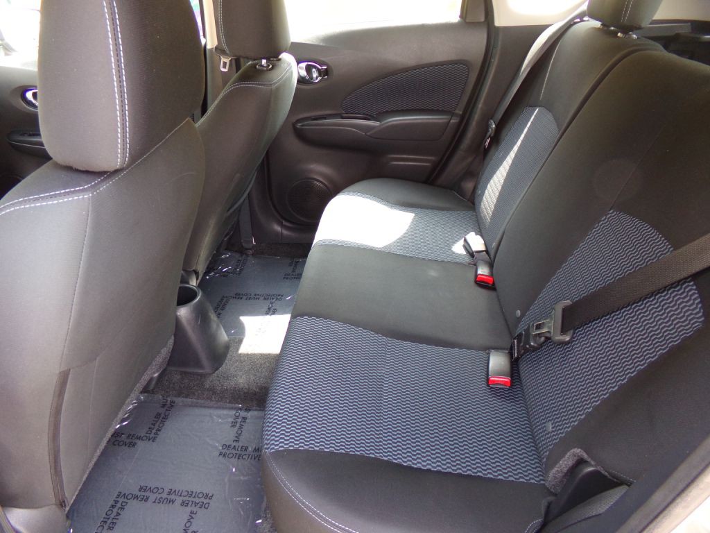 2019 Nissan Versa Image 5