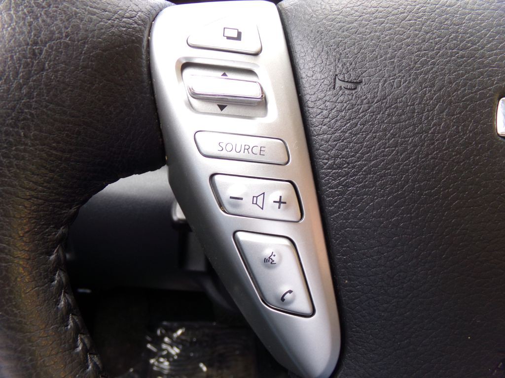 2019 Nissan Versa Image 11