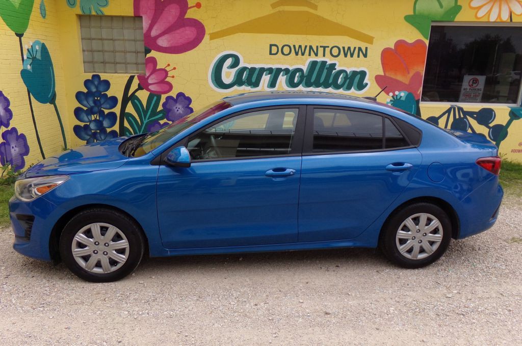 2022 Kia Rio Image 1