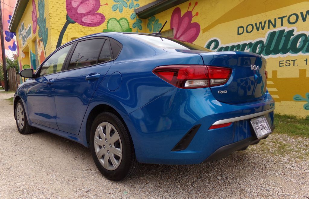 2022 Kia Rio Image 9
