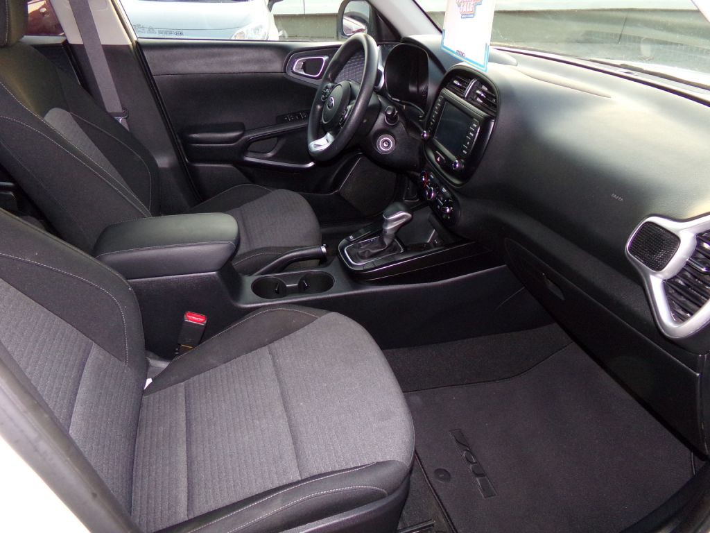2020 Kia Soul Image 14